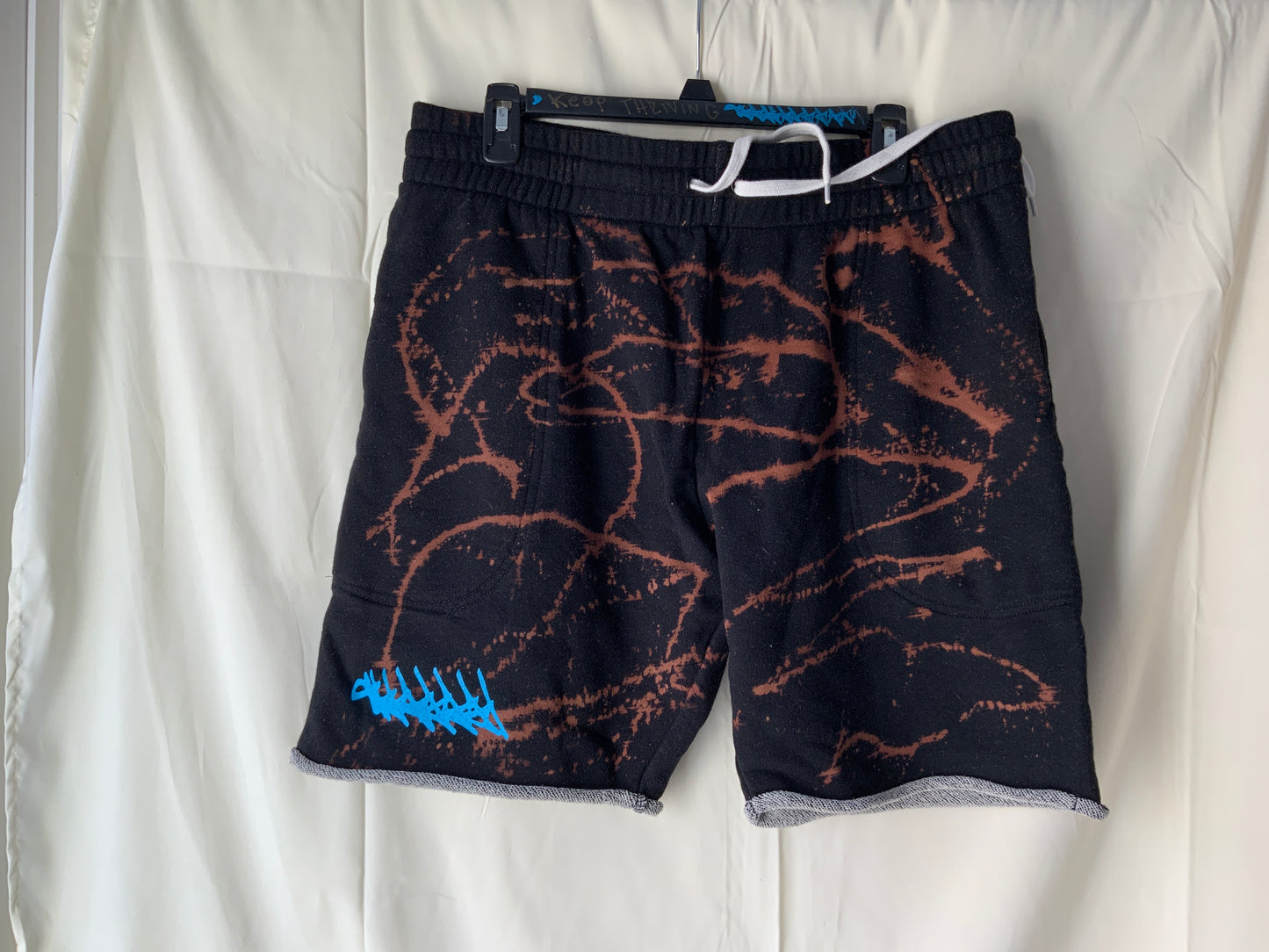 Strive Shorts XL #1